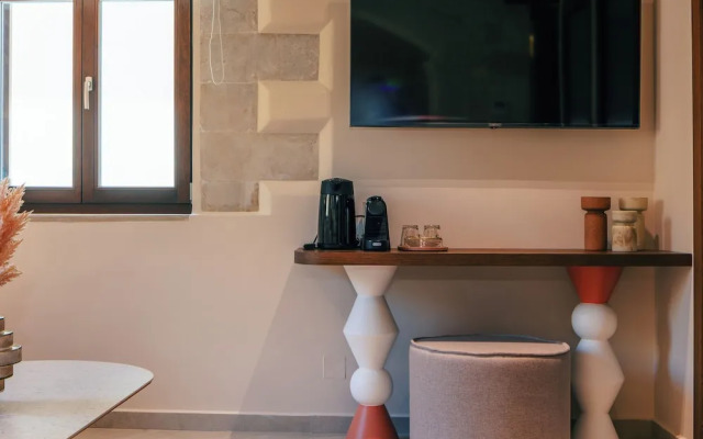 La Montre Luxury Boutique Suites