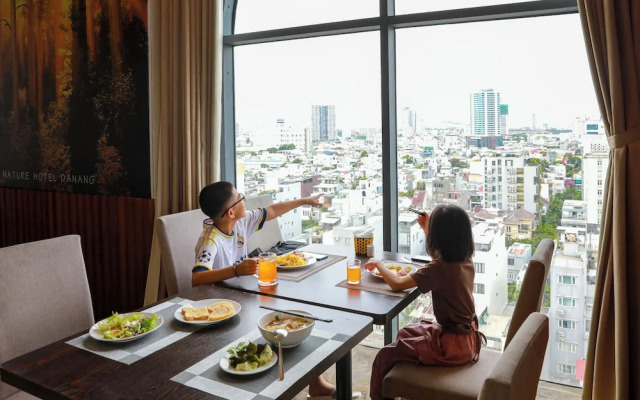 Nature Hotel Da Nang