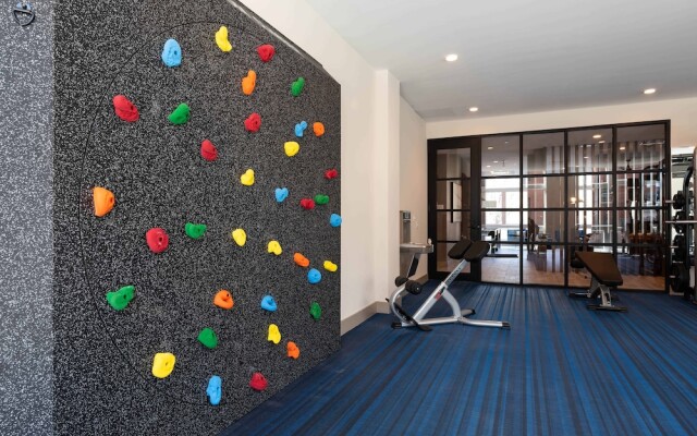 Luxury Furnished Apartments by Hyatus at Amistad Park