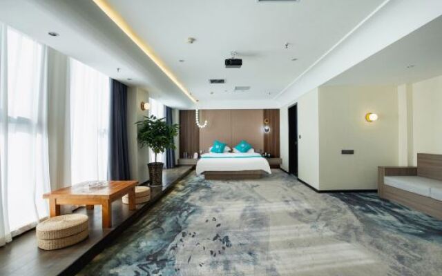 Grand View Pearl Hotel
