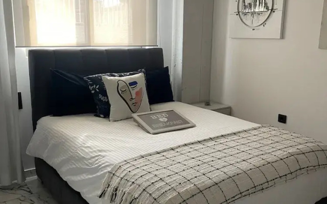 Sea View Apartment Patras