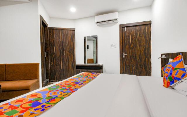 FabHotel HTC