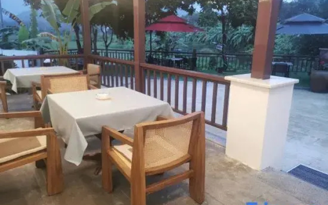 Shili Homestay (Shimei Bay Commercial Street Tourist Road)