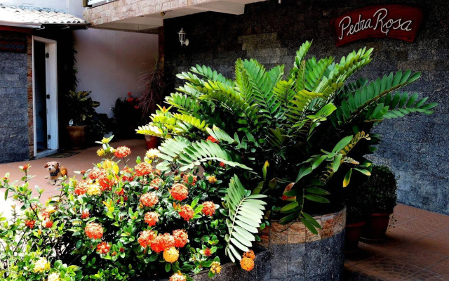 Pousada Pedra Rosa