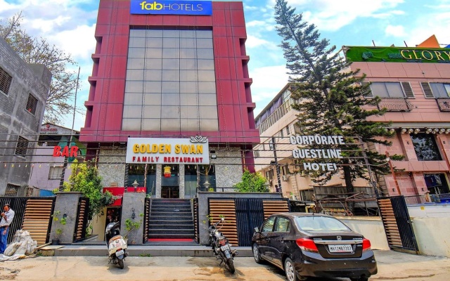 FabHotel Royal Empire