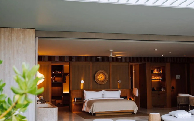 The Ritz-Carlton Maldives, Fari Islands