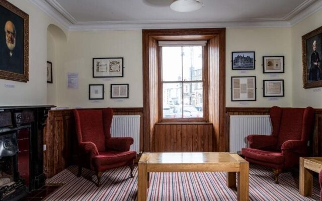 Y Talbot Tregaron
