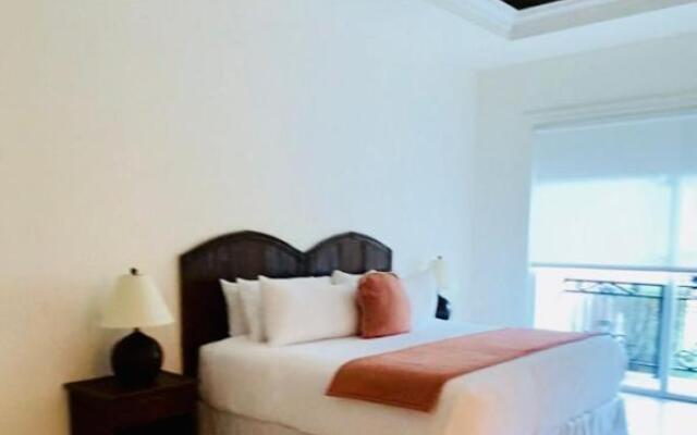 Landmark Unit 102