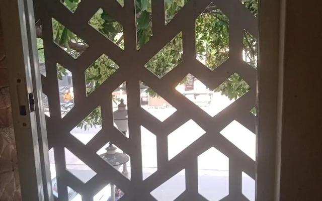 Sapphire Guest House