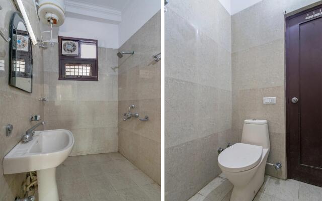 OYO 10753 Hotel Triund Regency