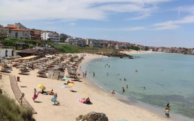 Perla Beach