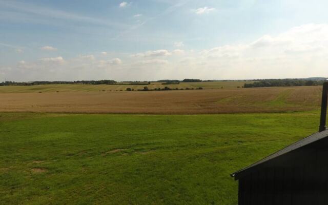 Rustic 1-bed Holiday Home in Suffolk Countryside