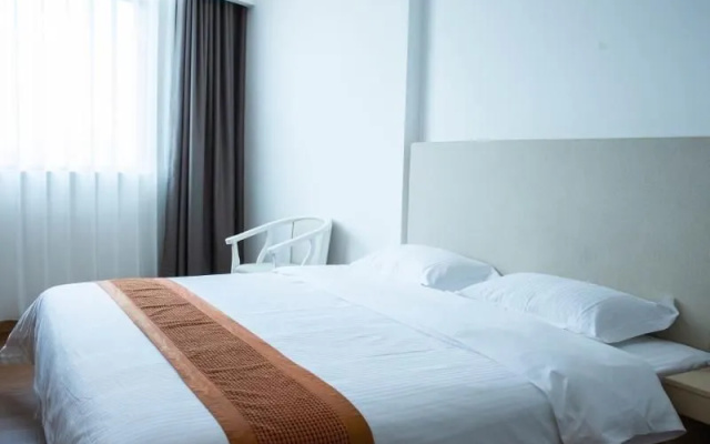 GreenTree Alliance Guangzhou Huadu District Tuanjie Village Airport Hotel