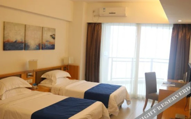 Penguin Holiday Hotel (Huidong Ocean Park)