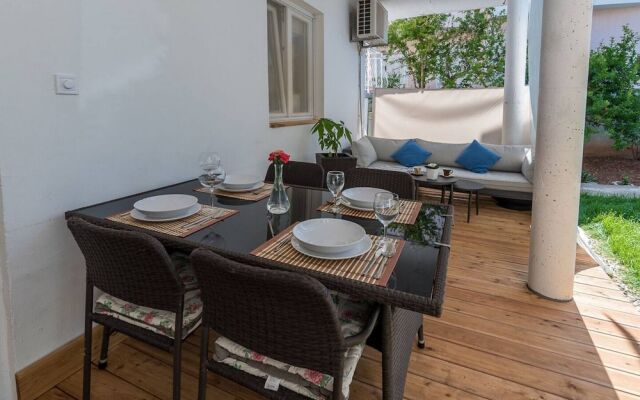 Studio Apartment Roco
