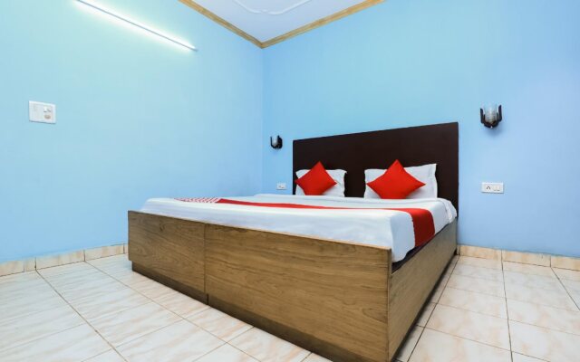 OYO 22135 Hotel Kanishka Palace