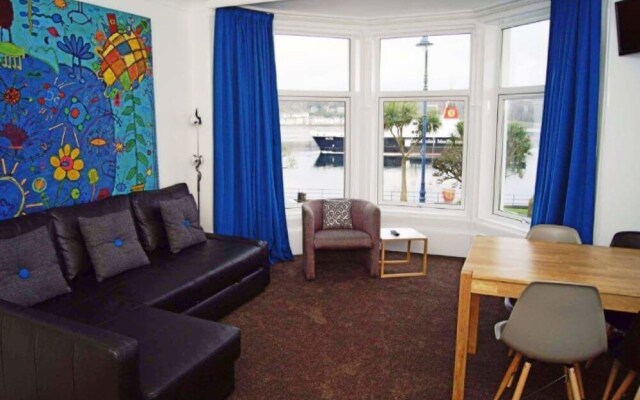 Boat House Super Suites