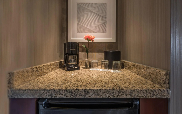 Courtyard by Marriott Bethesda/Chevy Chase