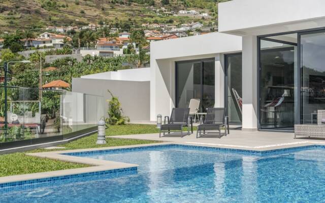 House With Pool and sea View, Pearl of Calheta