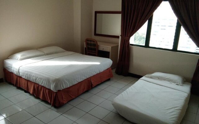 Likas Deluxe 3 Bedroom Apartment