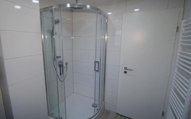AB Apartment 23 near Cannstatter Wasen