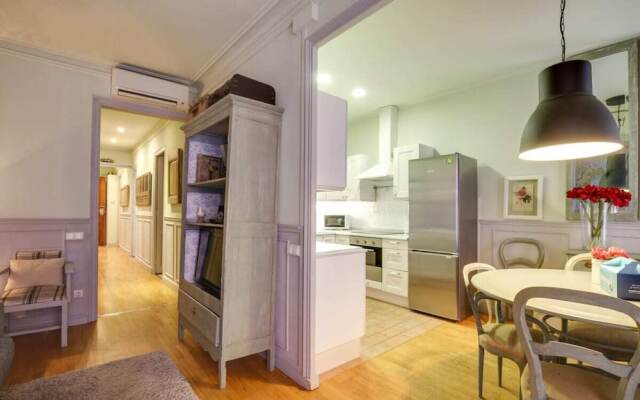 Lovely 3 Bed Apartment In Gracia