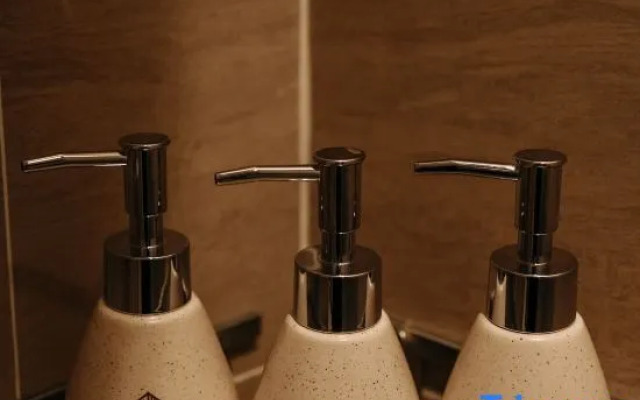 Beachfront Luxury 2 Bedroom Apartment by Villuxy