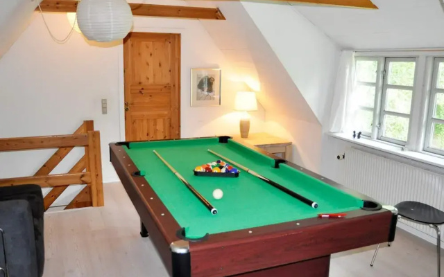15 Person Holiday Home in Hundslund-by Traum