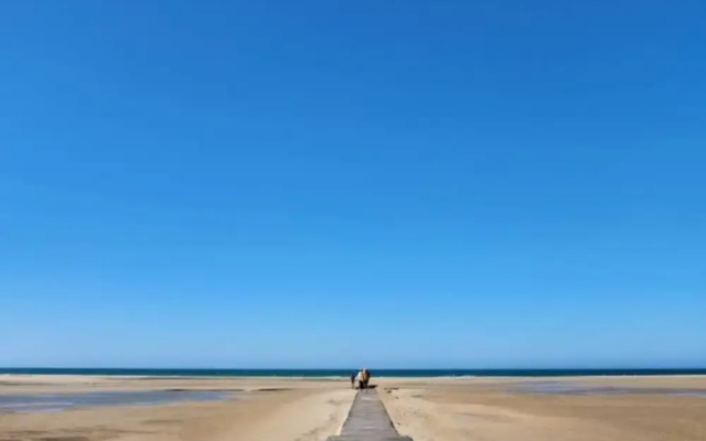 Family Apartment Near the Beach