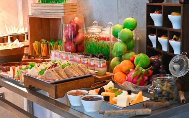 Mercure Dubai Gold District