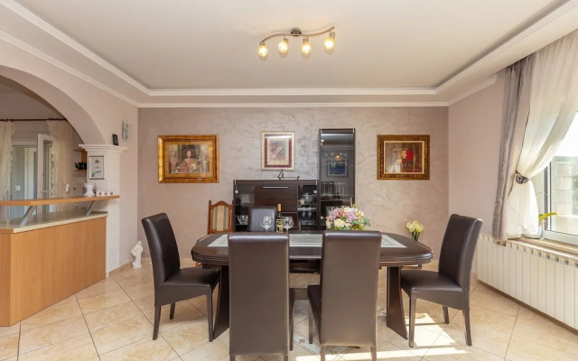 Holiday Home Trojkovic