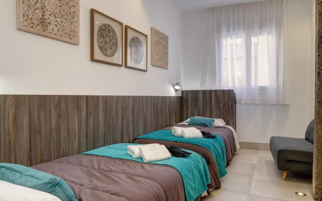 Luxury Apartments In Málaga by Seric
