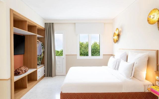 Brown Beach Chalkida Kosher Resort, a member of Brown Hotels