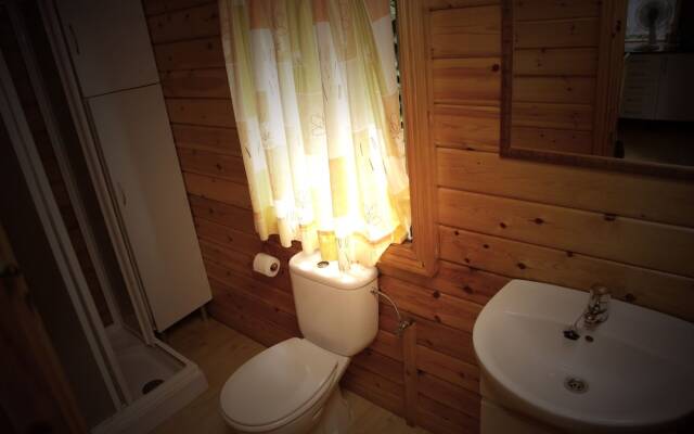 Cabañas De Cabárceno