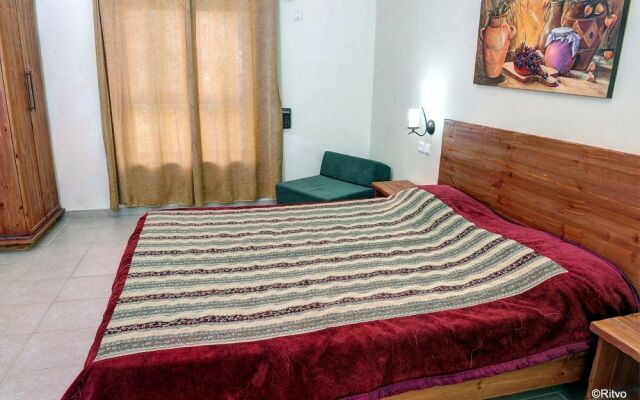 Farod Country Inn