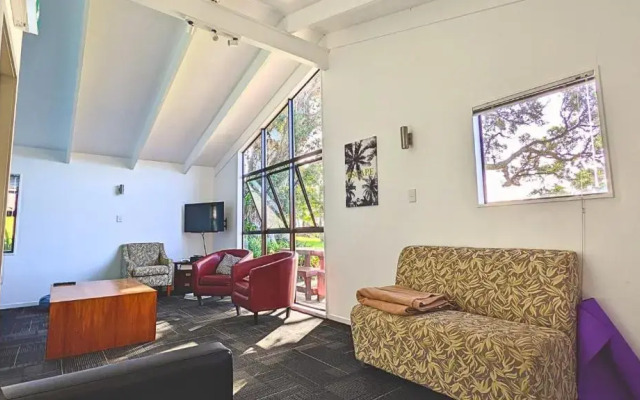 Waiheke Backpackers Hostel