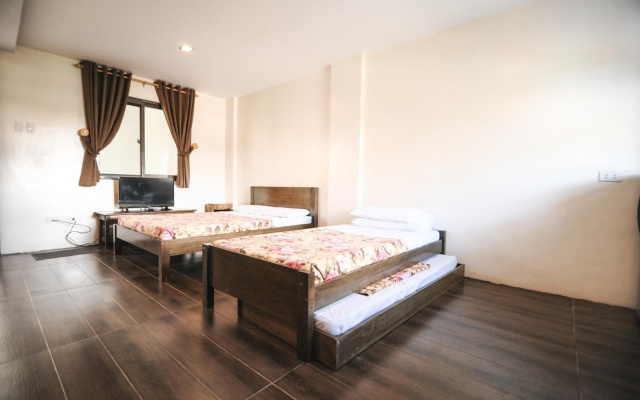Pine Breeze Cottages