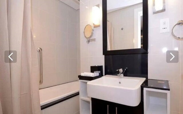 Fresh studio in 7 min from Burj Khalifa