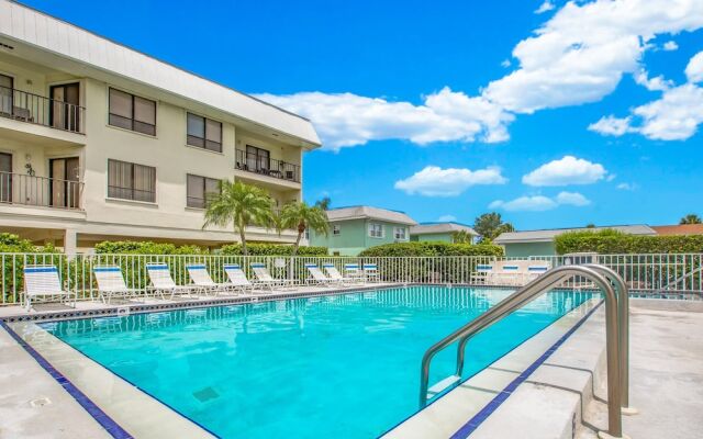 Absolute Anna Maria- 2 Bedroom Condo
