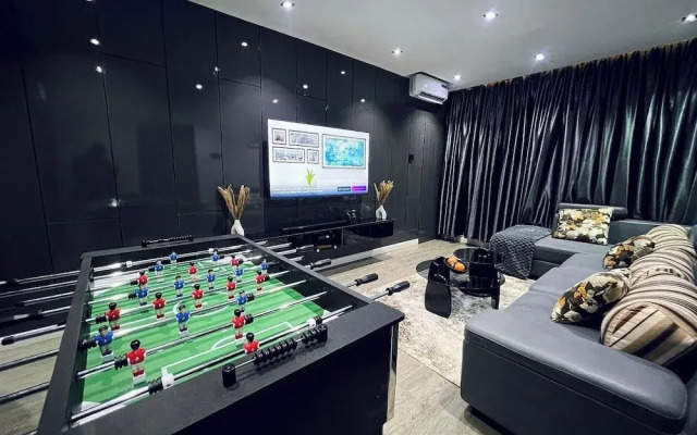 2 Streams Shortlet Apartment