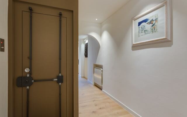 Ponte Vecchio Balcony