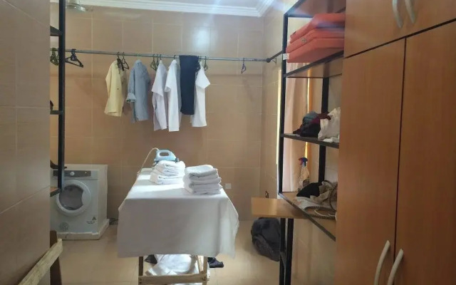 Haute ApartHotel