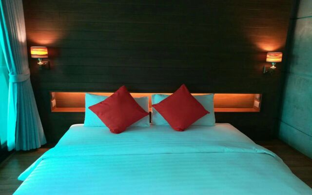 J4 Hotel Samui