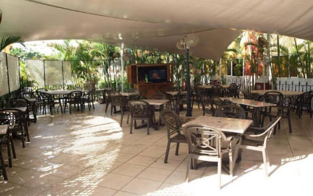 Clarion Hotel & Suites Curacao