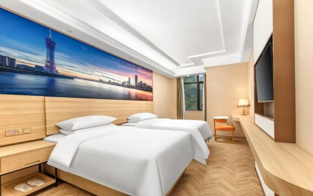 Vienna Hotel (Shanghai Jing'an Gaoping Road)