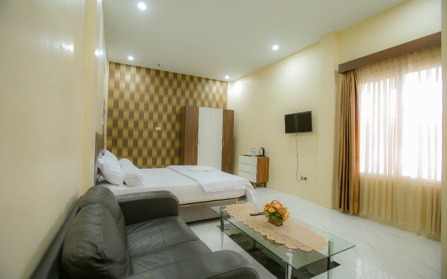 Garuda Hotel by Calandra