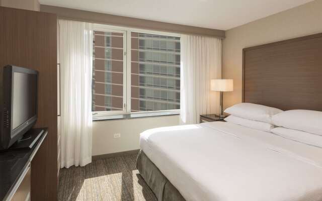 Embassy Suites by Hilton Chicago Downtown Magnificent Mile