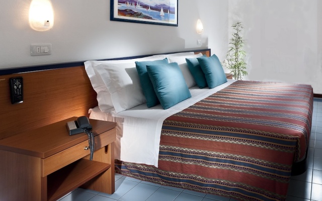 Hotel Paris Resort