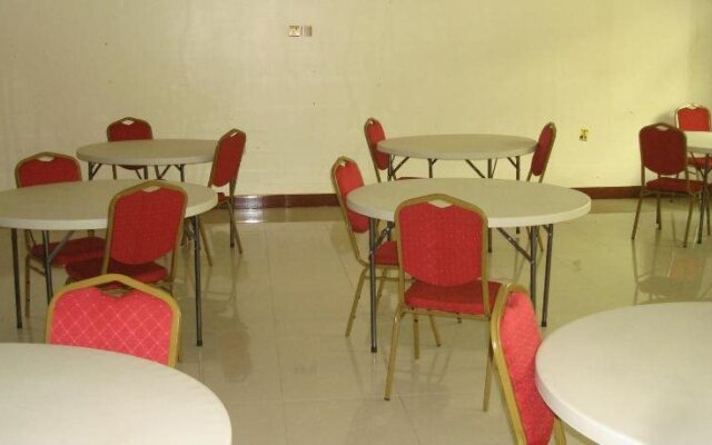 Rays Hotel