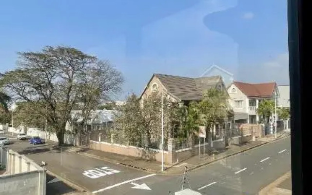 Zet on 9th Avenue (Adults Only)